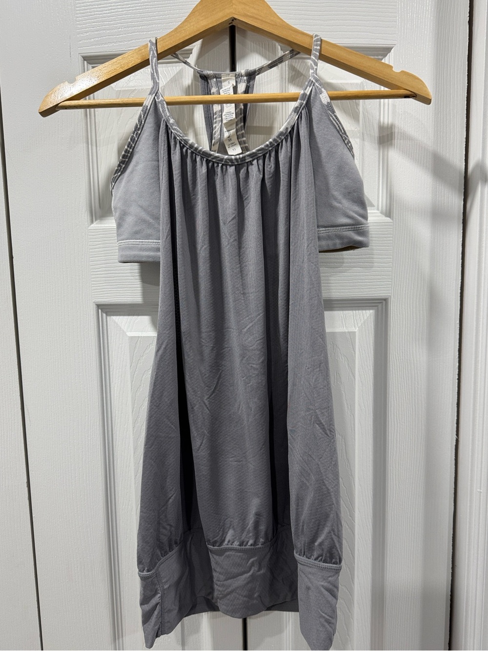Lululemon built-in bra tank